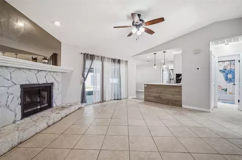 Living - 7403 Providence Rd, Riverview, FL 33578 photo 10 of 12