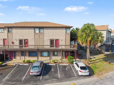 6321 Newtown Cir #21B8, Tampa, FL 33615