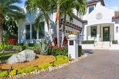 3005 Christophers Watch Ln, Ruskin, FL 33570