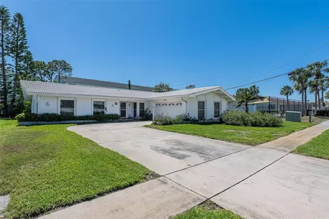 14792 Imperial Point Dr S, Largo, FL 33774