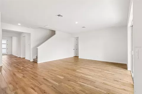 Living - 3810 Orange Forest Ln, Bartow, FL 33830 photo 2 of 3