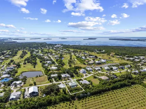 7660 Grande Pine Rd, Bokeelia, FL 33922