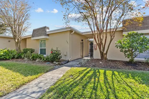 1581 Amberlea Dr S, Dunedin, FL 34698