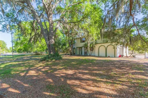 Exterior - 17616 Eagle Ln, Lutz, FL 33558 photo 3 of 6