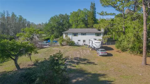 Exterior - 17616 Eagle Ln, Lutz, FL 33558 photo 5 of 6