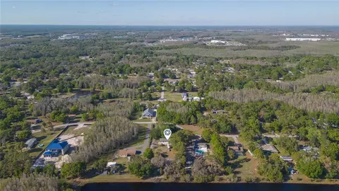 View/Area - 17616 Eagle Ln, Lutz, FL 33558 photo 7 of 11