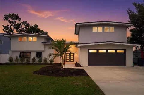 915 Bayshore Dr, Tarpon Springs, FL 34689