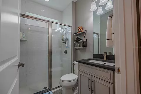 Bath - 11716 Wrought Pine Loop, Riverview, FL 33569 photo 4 of 4
