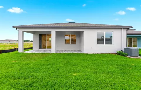 Exterior - 6607 Asbury Barnes Ln, Wesley Chapel, FL 33545 photo 2 of 6
