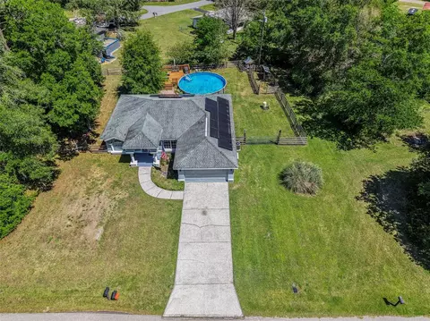 9105 S Zanmar Dr, Floral City, FL 34436