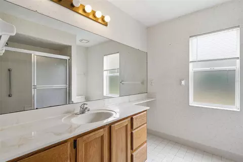 Bath - 6068 W Douneray Loop, Crystal River, FL 34429 photo 4 of 4