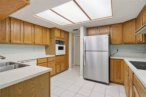 Kitchen - 6068 W Douneray Loop, Crystal River, FL 34429 photo 2 of 4