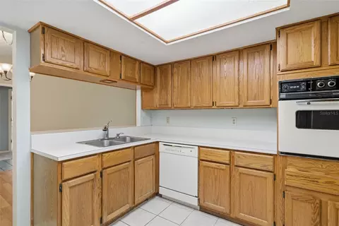 Kitchen - 6068 W Douneray Loop, Crystal River, FL 34429 photo 3 of 4