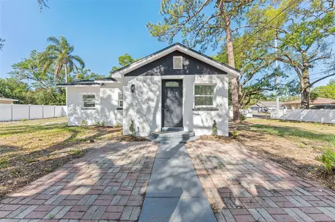 10124 N Hyacinth Ave, Tampa, FL 33612