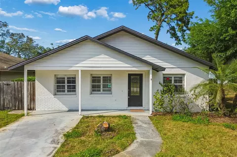 1105 E Oakwood St, Tarpon Springs, FL 34689