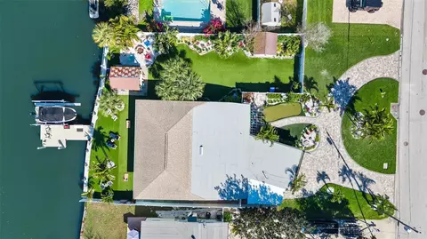1567 Delaware Ave NE, Saint Petersburg, FL 33703