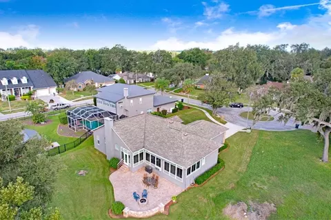 View/Area - 703 Covington Ct, Seffner, FL 33584 photo 4 of 8