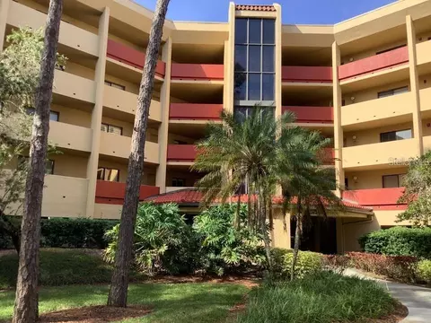 3076 Eastland Blvd #210, Clearwater, FL 33761