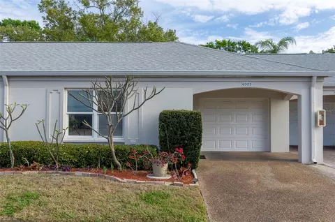 8303 Annwood Rd, Seminole, FL 33777