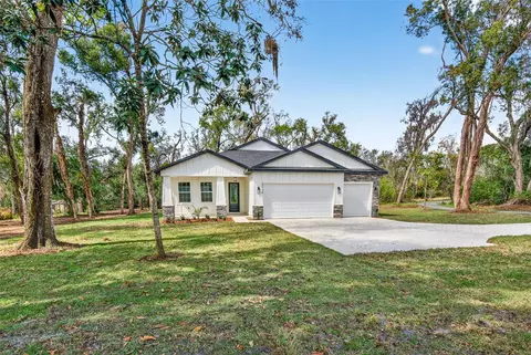 37700 Dixie Ave, Dade City, FL 33525