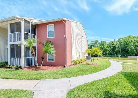 806 Lake Haven Sq #203, Brandon, FL 33511