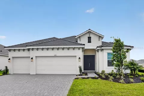 13831 Buchanan Dr, Palmetto, FL 34221