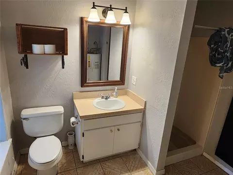 Bath - 11107 Riverview Dr, Riverview, FL 33578 photo 2 of 3