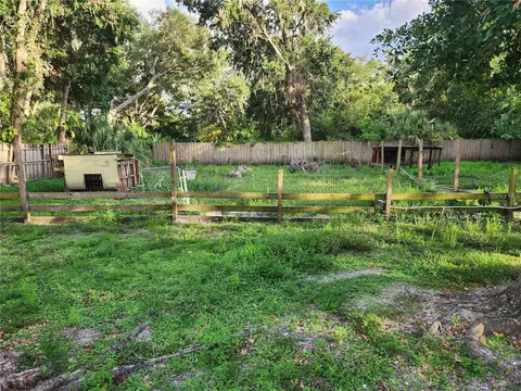 Exterior - 11107 Riverview Dr, Riverview, FL 33578 photo 13 of 15