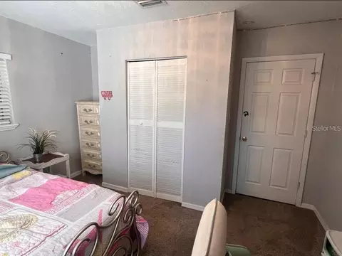 Bedroom - 11107 Riverview Dr, Riverview, FL 33578 photo 9 of 10