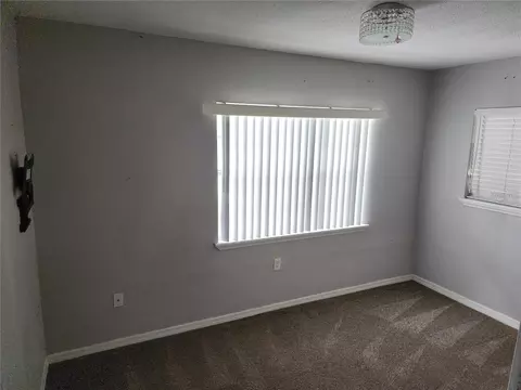 Bedroom - 11107 Riverview Dr, Riverview, FL 33578 photo 3 of 10