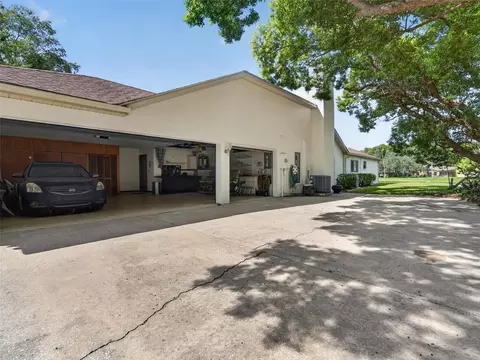 Exterior - 4311 River Birch Dr, Spring Hill, FL 34607 photo 3 of 14