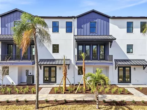 3003 1st Ave N, Saint Petersburg, FL 33713