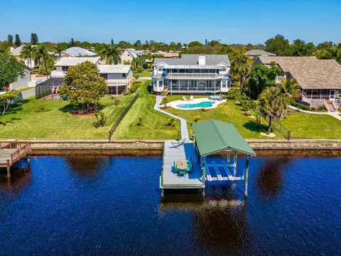 1414 Deirdre Dr, Ruskin, FL 33570