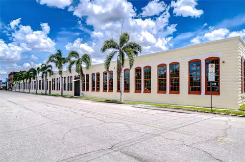 2001 E 2nd Ave #12, Tampa, FL 33605
