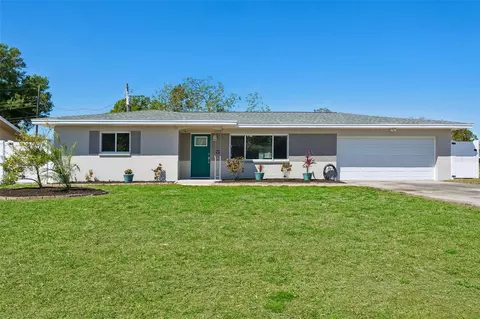 1475 Canterbury Dr, Clearwater, FL 33756