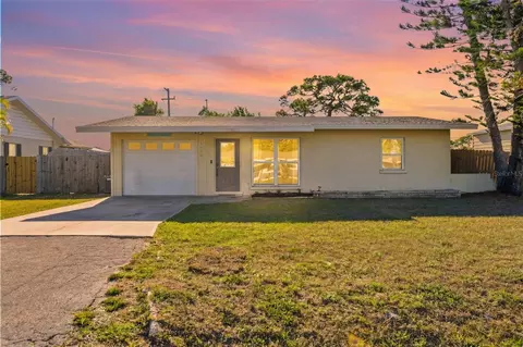 3090 Sunset Beach Dr, Venice, FL 34293