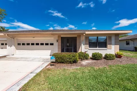1605 Leland Dr, Sun City Center, FL 33573