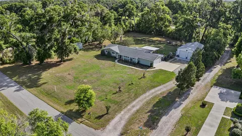 2932 Chitty Rd, Plant City, FL 33565