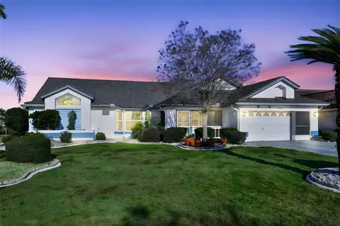 2023 New Bedford Dr, Sun City Center, FL 33573