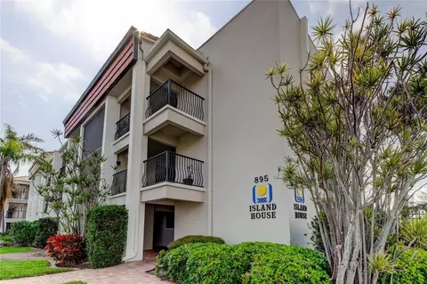 895 S Gulfview Blvd #303, Clearwater Beach, FL 33767