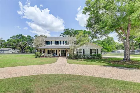 4710 Stearns Rd, Valrico, FL 33596