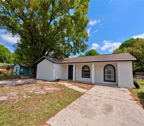 1004 S Empire St, Plant City, FL 33563