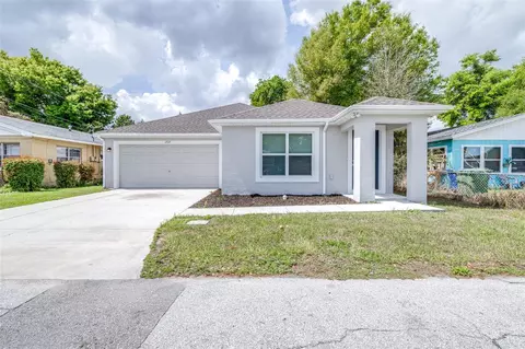 1727 Second St NE, Winter Haven, FL 33881
