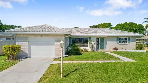 2549 Wynnewood Dr, Clearwater, FL 33763
