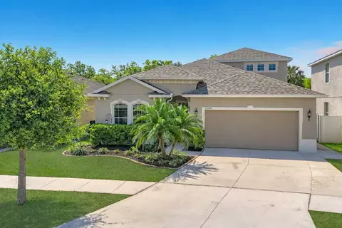12144 Ledbury Commons Dr, Gibsonton, FL 33534