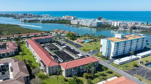 10215 Regal Dr #56, Largo, FL 33774