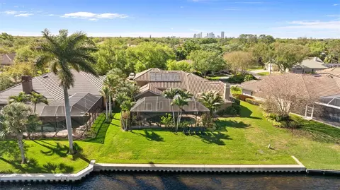 4731 Coconut Palm Cir NE, Saint Petersburg, FL 33703