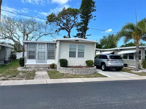 11128 102nd Way #225, Largo, FL 33773