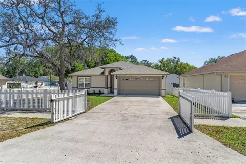 10221 N Woodmere Rd, Tampa, FL 33617