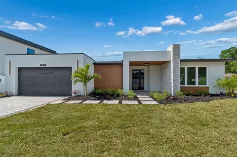 1810 W Erna Dr, Tampa, FL 33603